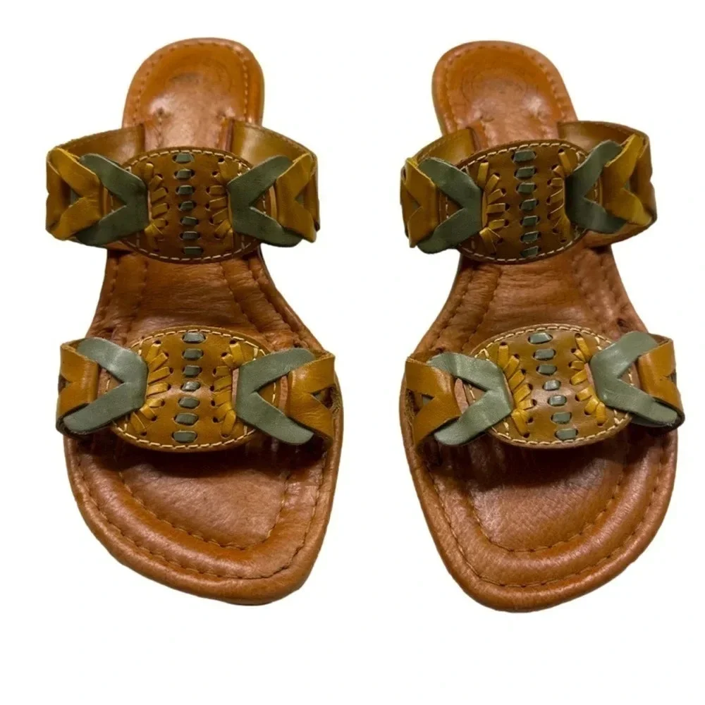 Nurture **RARE ** Leather Tan Green Brown Open Toe Wedge Sandal size 7